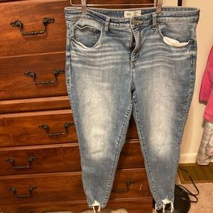 Women’s Buckle BKE brand Gabby fit jeans